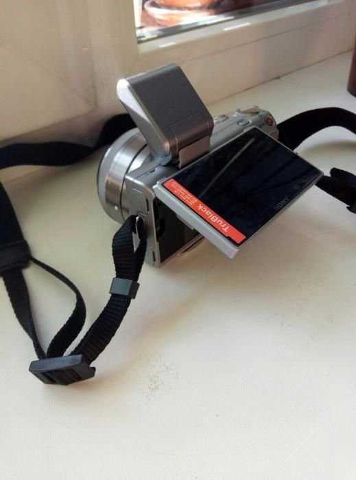 Продам фотоаппарат Sony NEX 5 (состояние нового)