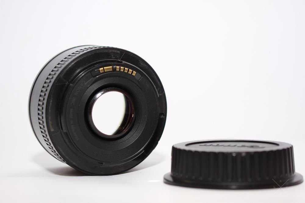 СРОЧНО Сanon 50 f 1.8