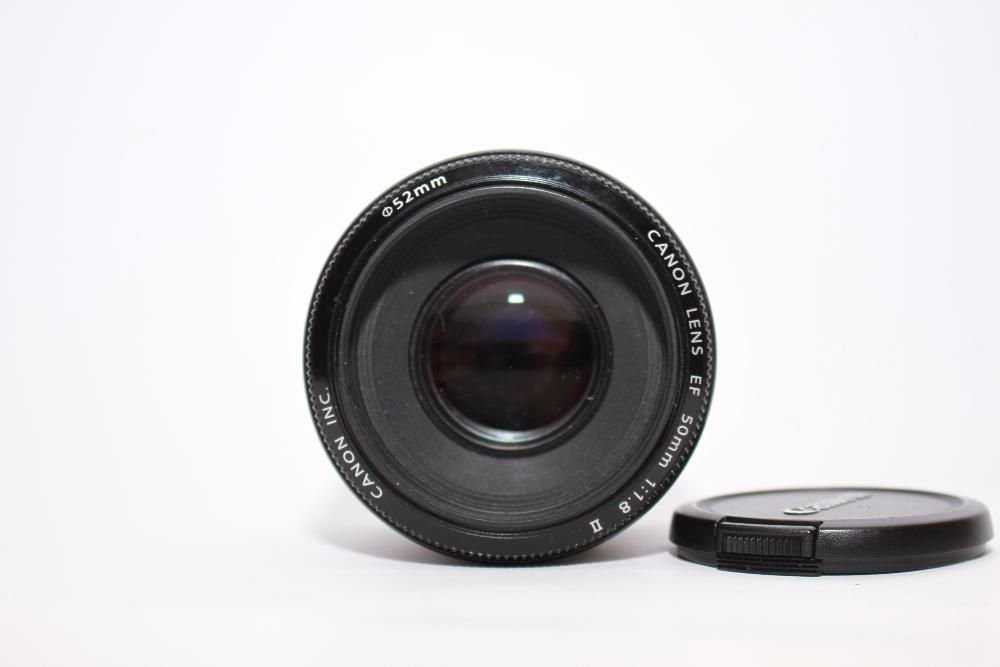 СРОЧНО Сanon 50 f 1.8