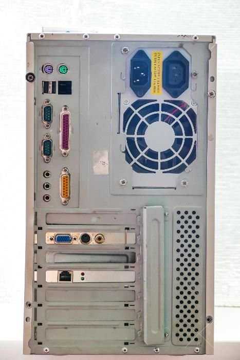 Системный блок Pentium IV 1.8, RAM 768, HDD 40+40