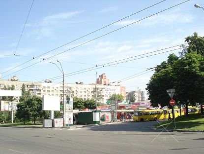 Дружбы Народов комната, центр метро Лыбидьская Печерск Кудри Филатова