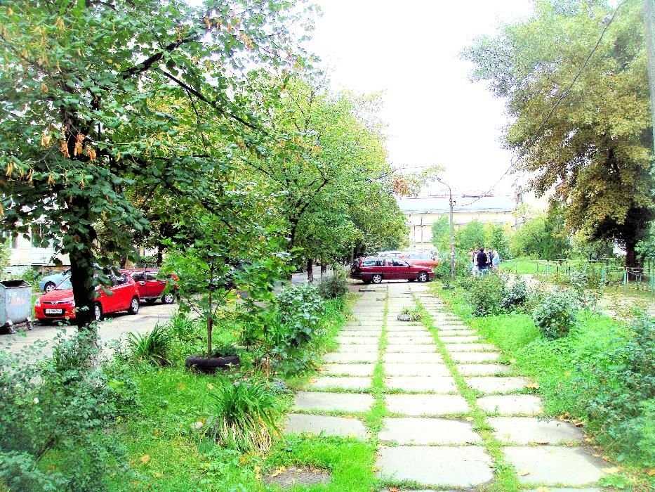 Хостел рядом с метро Минская. Для всех жителей Украины