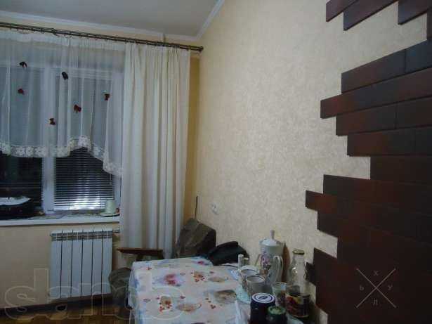 Комната парню, мужчине, на Оболони, пешком 8 минут, за 2.467 гривен.