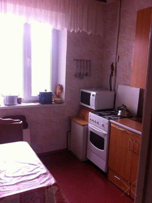 Сдам комнату,--2500грн,для парня
