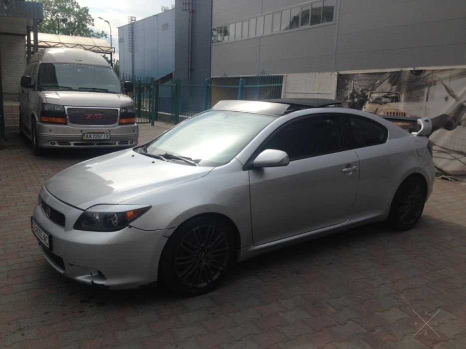 Продам Toyota Scion tC 2005 2.4 AT