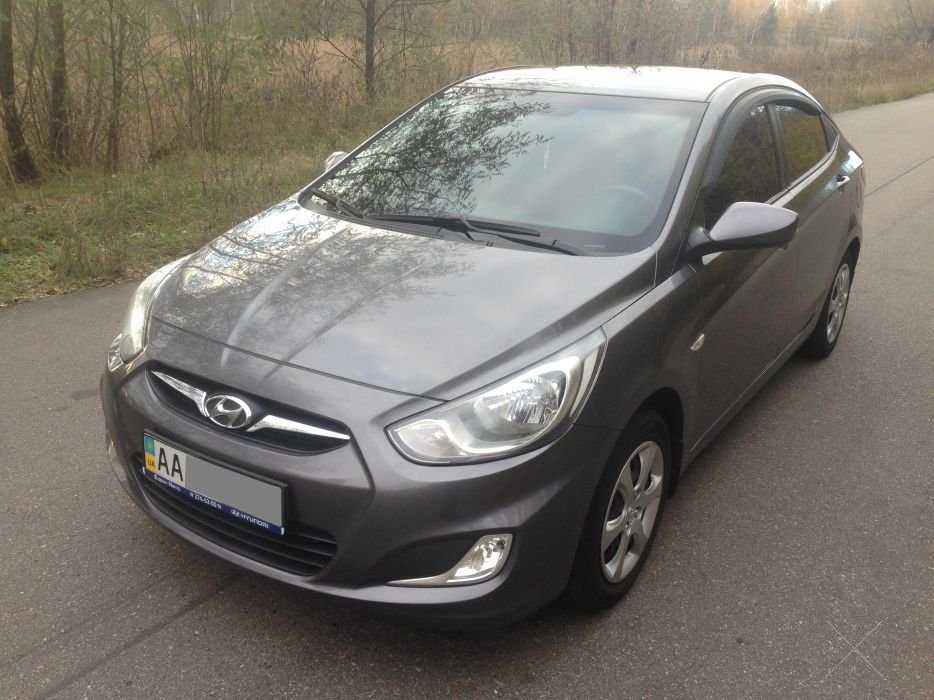 Продам свой- Hyundai Accent 1.4i Comfort 2012 г.в