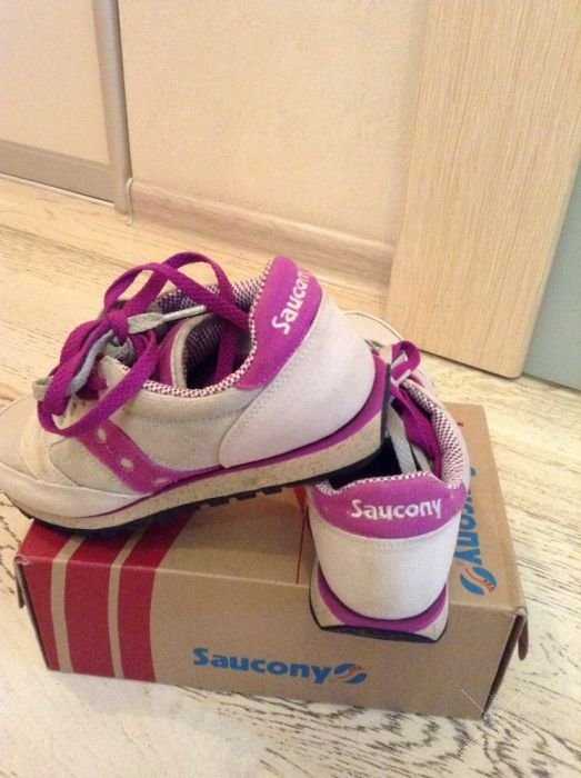 Продам кроссовки Saucony Jazz оригинал