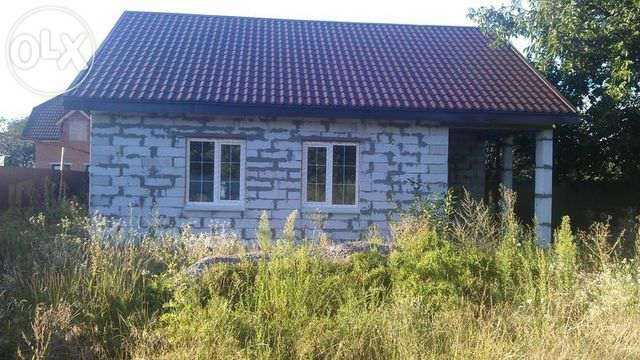 Продаю дом с земельным участком недалеко от Киева