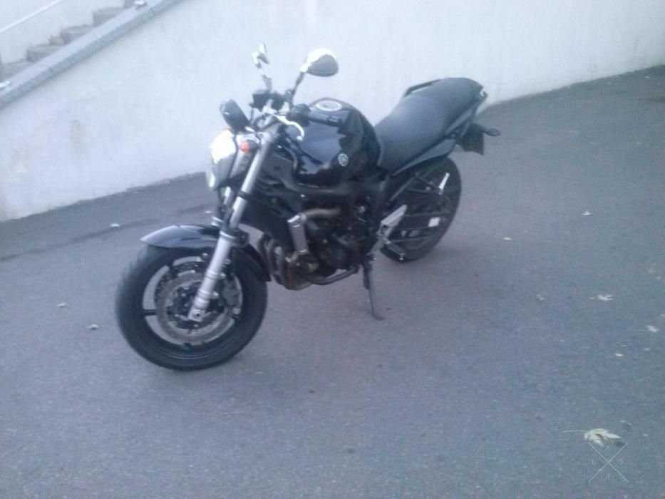 Продам мотоцикл Yamaha Fazer FZ6N