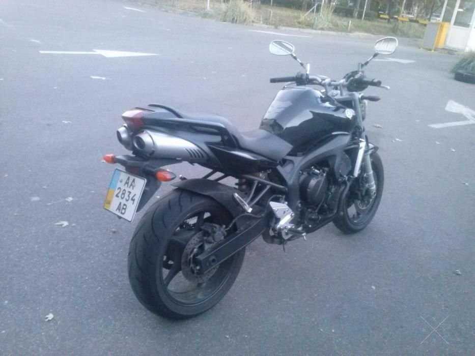 Продам мотоцикл Yamaha Fazer FZ6N