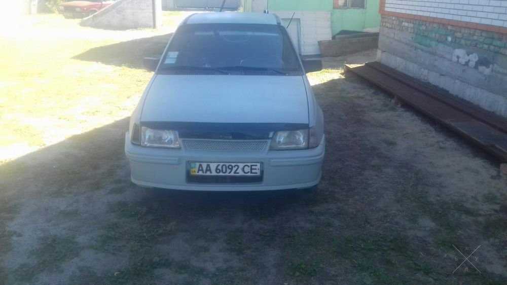 Daewoo Racer