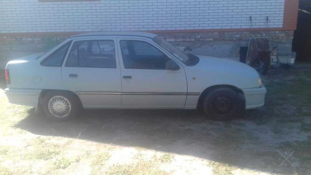 Daewoo Racer