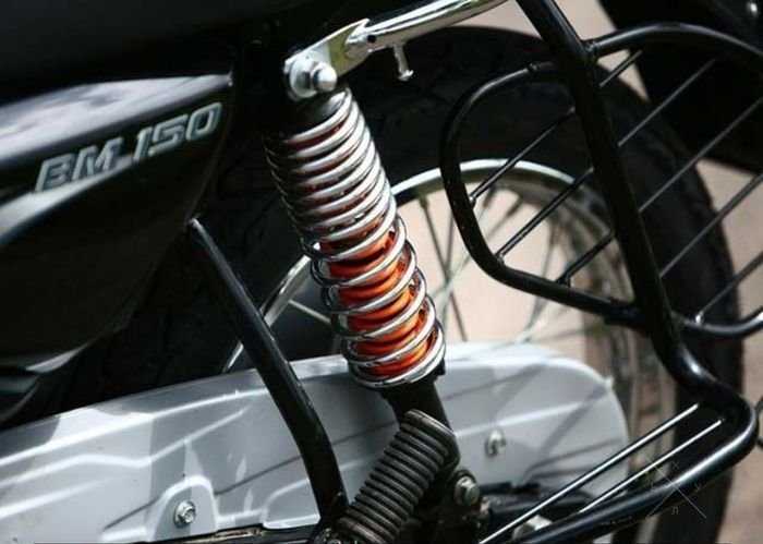 мотоцикл Bajaj Boxer 150
