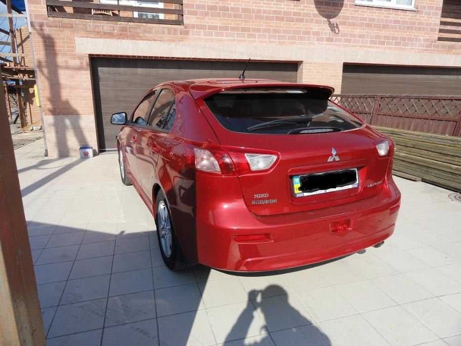 Продам Mitsubishi Lancer X Спортбек 2008 года