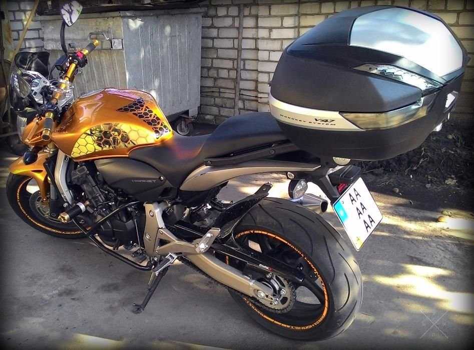 Мотоцикл Honda CB600FA Hornet