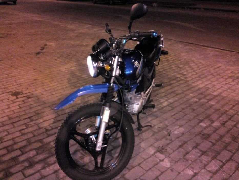 Мотоцикл YAMAHA YBR125