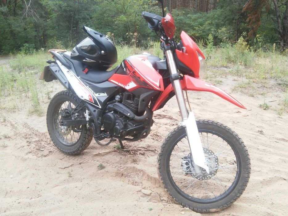 Эндуро мотоцикл SHINERAY xy250 2015 года