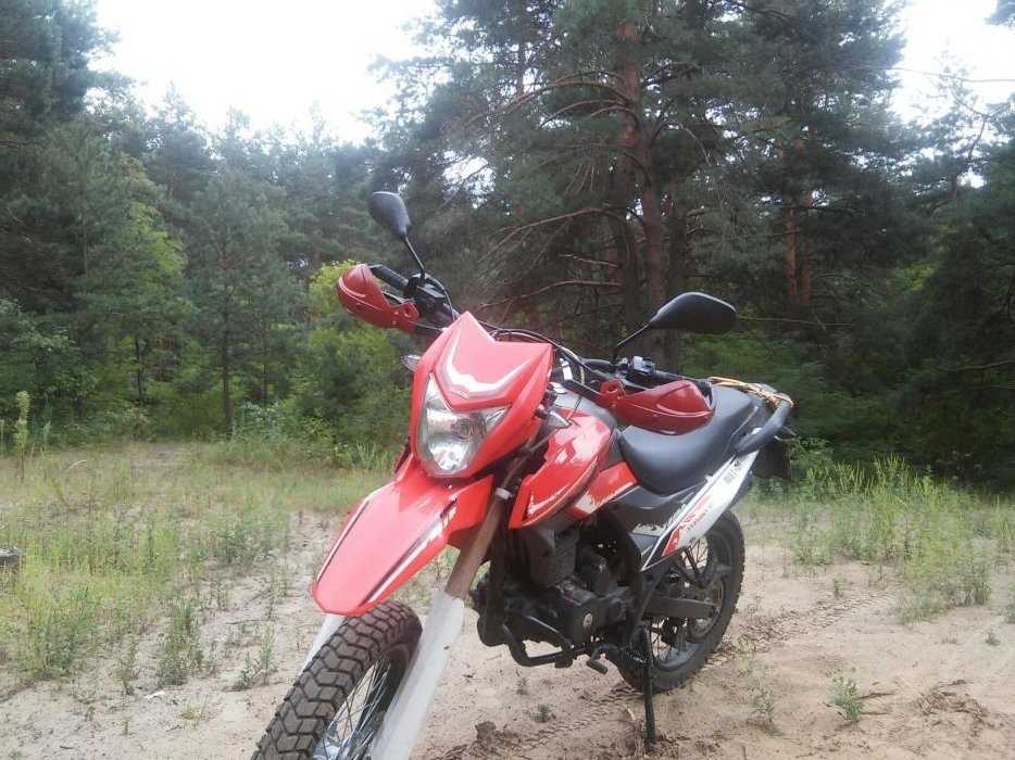 Эндуро мотоцикл SHINERAY xy250 2015 года