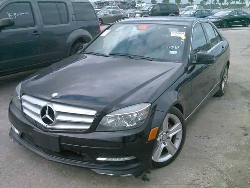 2011 Mercedes-Benz C300W4 C300