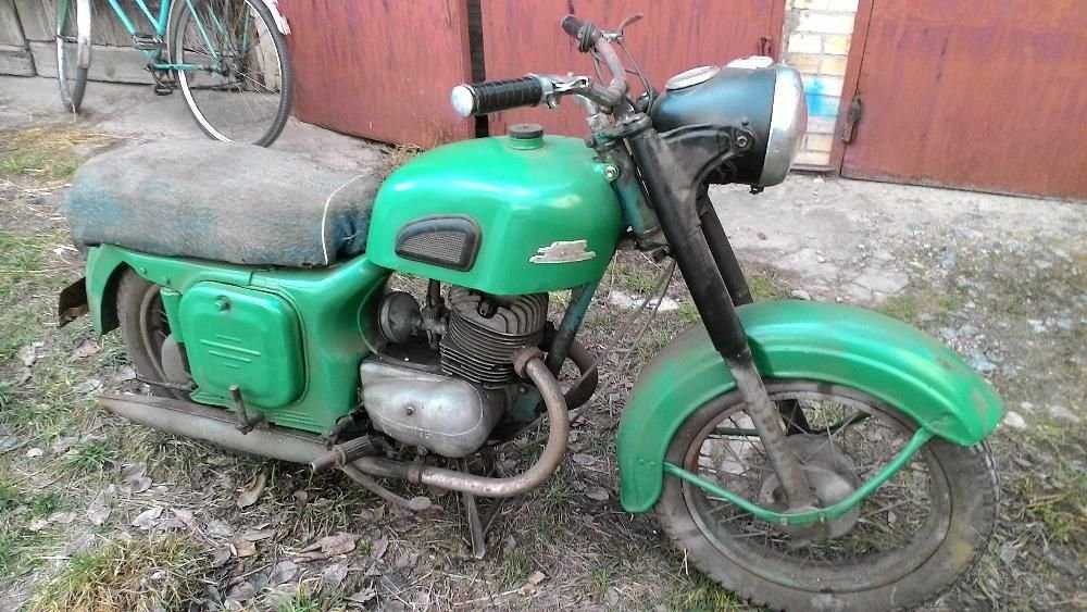 Продам мотоцикл Ковровец-175А