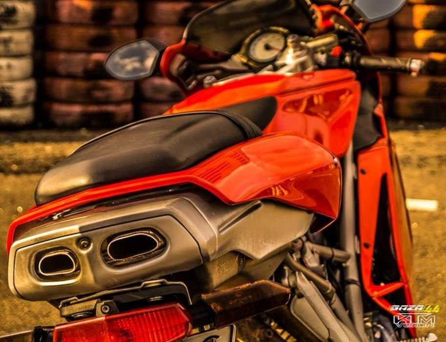 Мотоцикл Ducati 749s