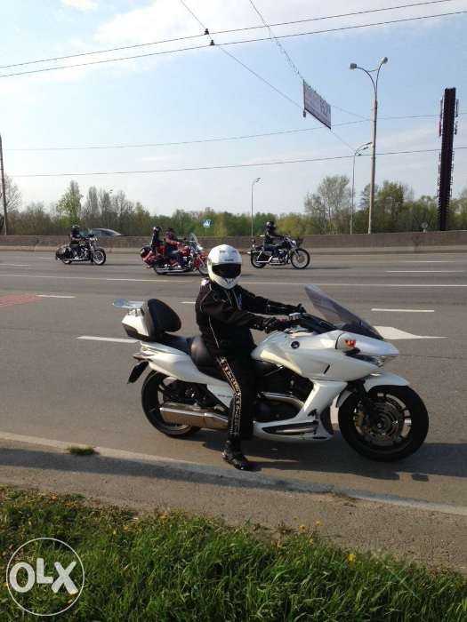 Продам мотоцикл на автомате.