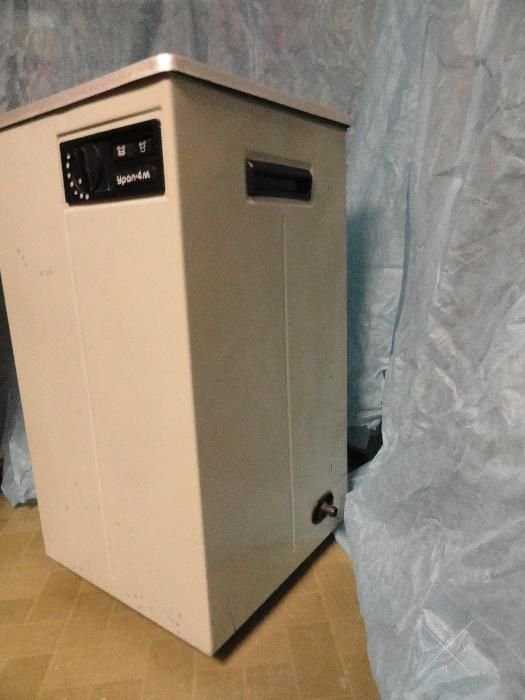 Стиральная машина Урал-4М рабочая