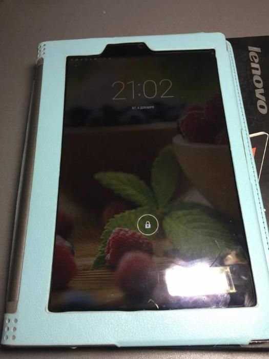 Планшет Lenovo Yoga Tablet 10 (B8000) модель 60046