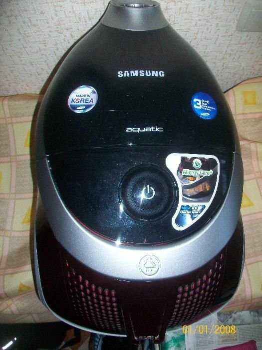 Пылесос без мешка с аквафильтром Samsung 1600 Вт