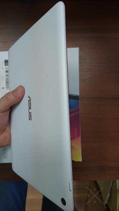 Продам ASUS ZenPad 10 16GB White (Z300C-1B040A)