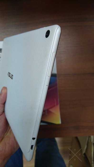 Продам ASUS ZenPad 10 16GB White (Z300C-1B040A)