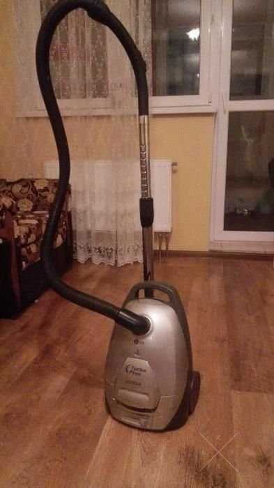 Пылесос LG Turbo Plus 1400W