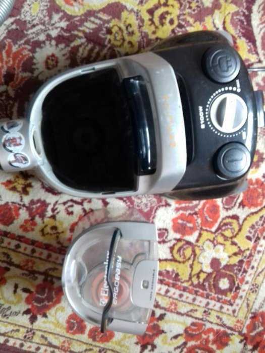 Пылесос Electrolux ZTF 7650