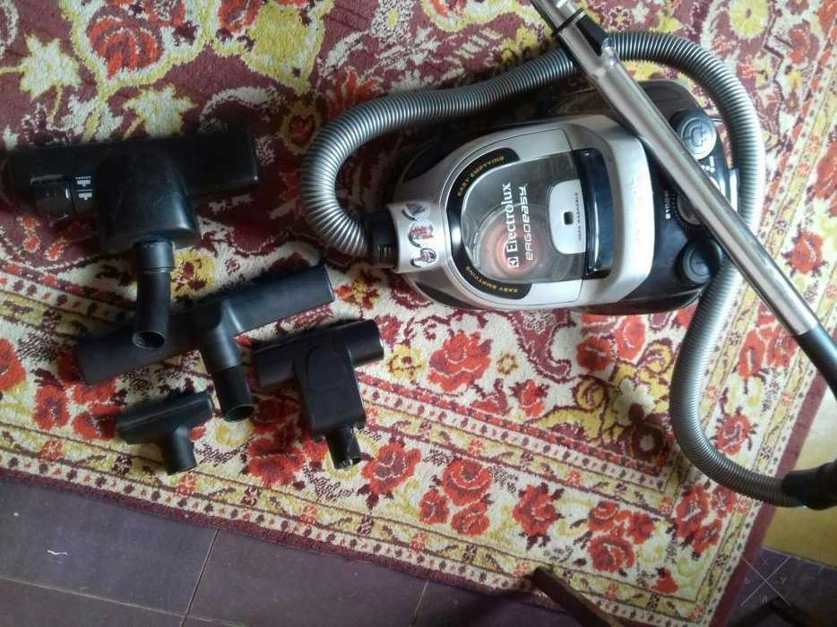 Пылесос Electrolux ZTF 7650