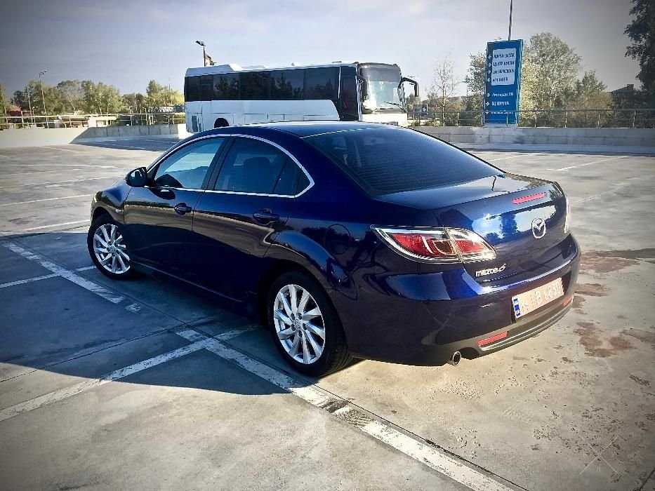 Mazda 6. Покупка 2013г. в салоне. Отличное состояние.