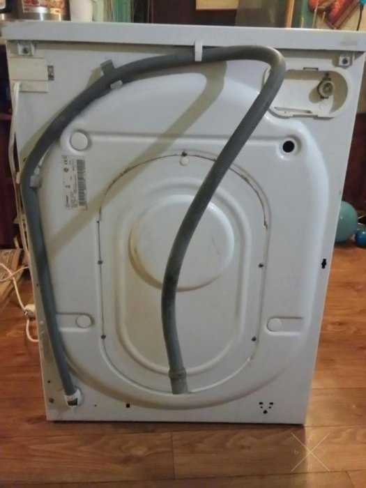 Стиральная машина Indesit (Италия)