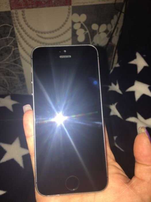 Продам iphone 5s 32gb spice gray