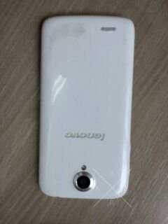Lenovo S820