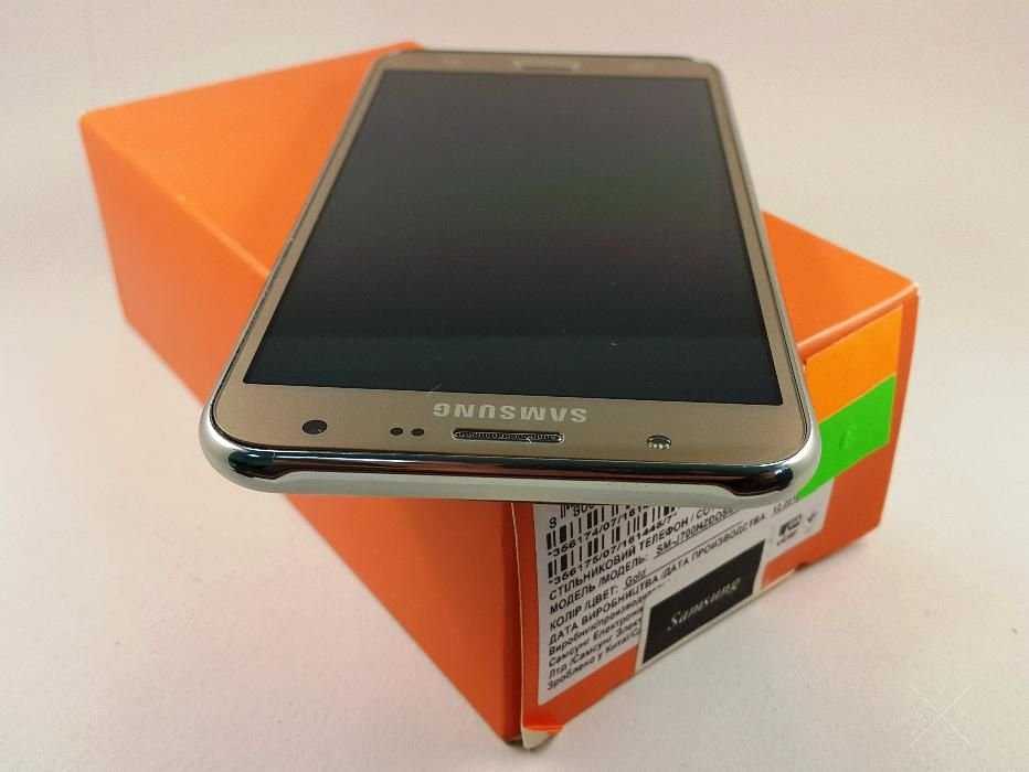 Samsung Galaxy J7 SM-J700H Gold