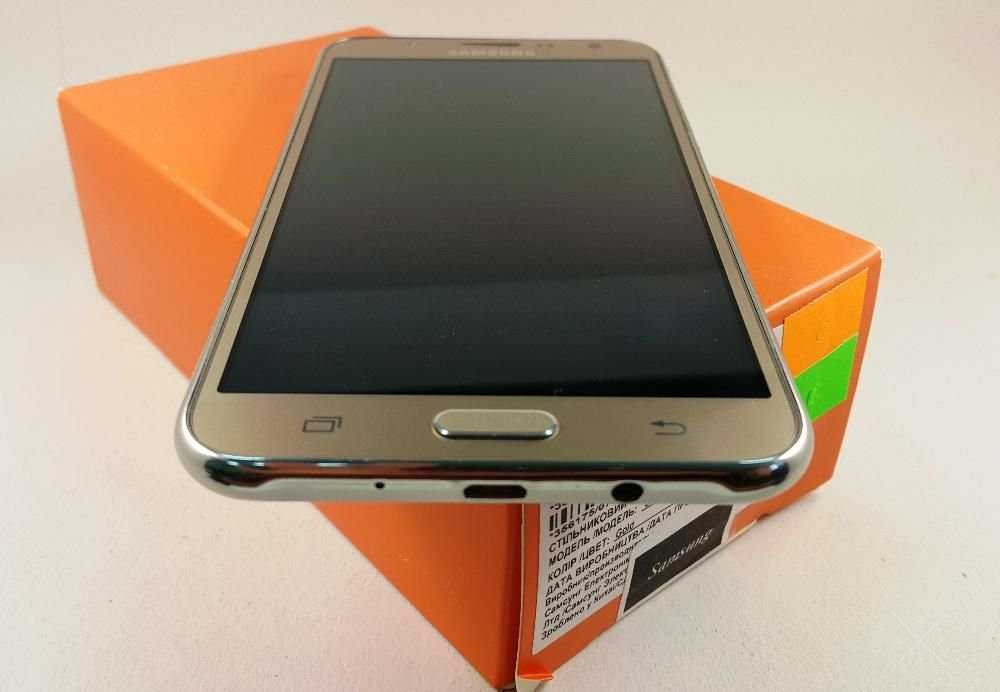 Samsung Galaxy J7 SM-J700H Gold