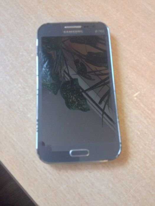 SAMSUNG GT-I8552 Galaxy Win Duos