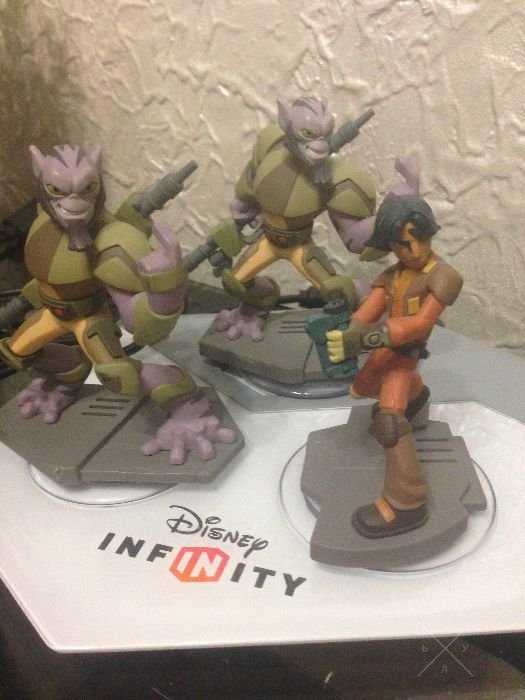 Игровая приставка Disney infinity