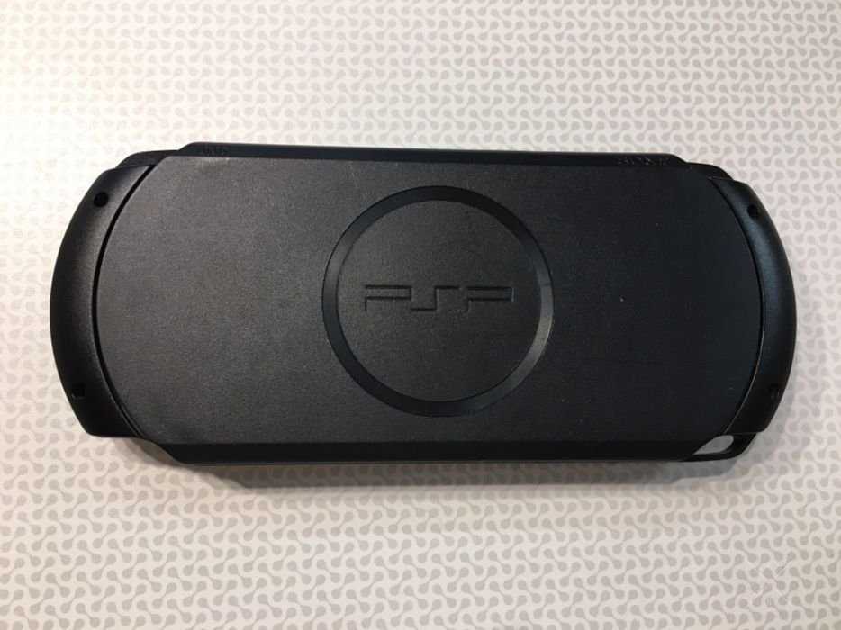 Игровая приставка Sony PSP E 1004