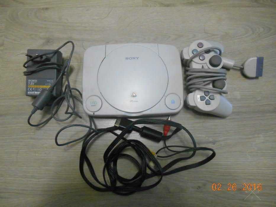 Игровая приставка Sony