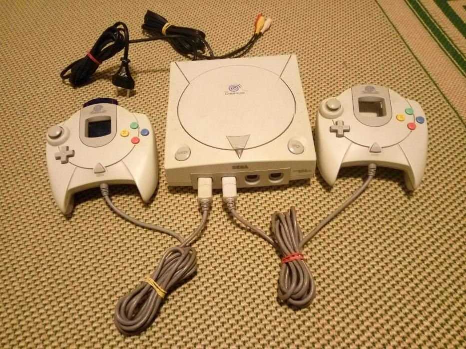 Продам игровую приставку Sega Dreamcast