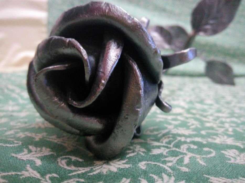 Кованая роза.