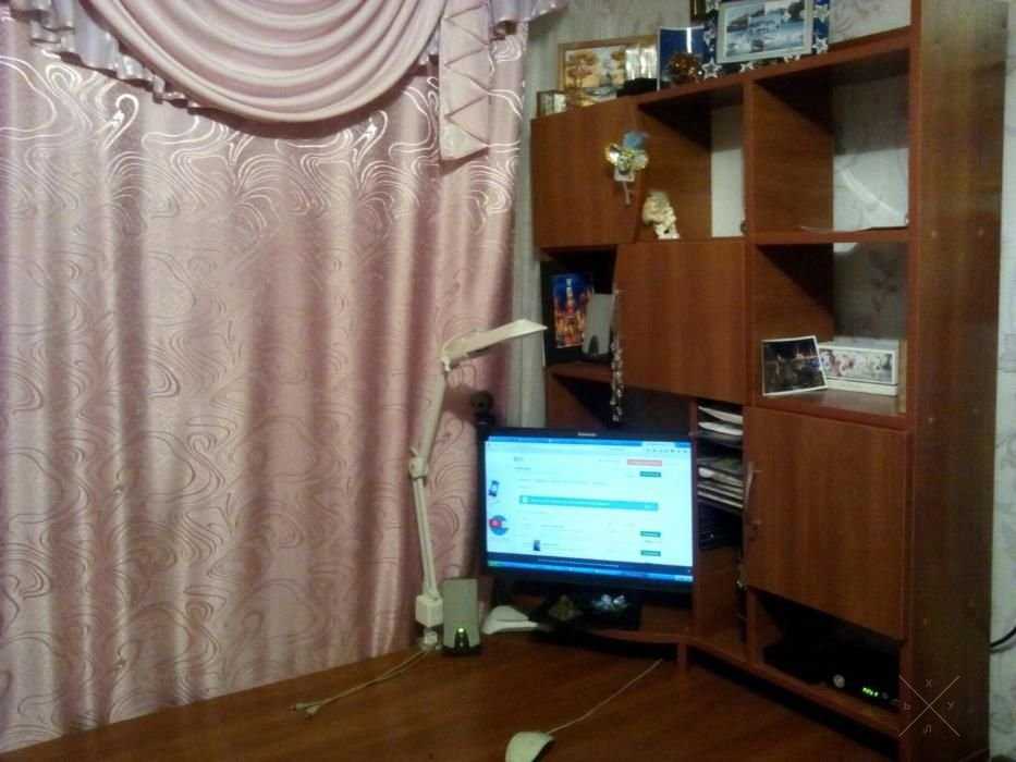 Стол компьютерный