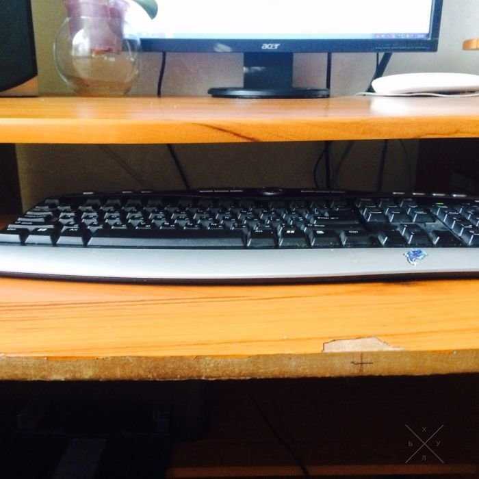 Компьютерный стол