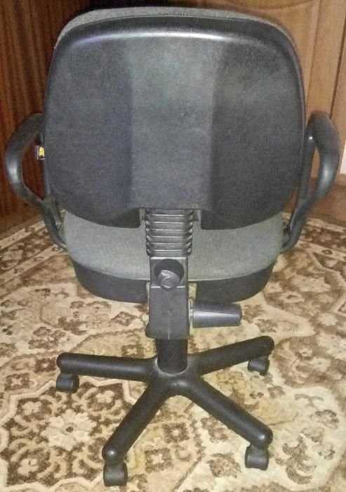 Компьютерное кресло