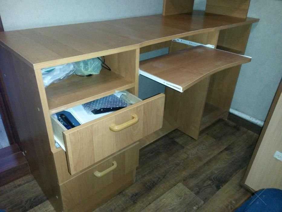 компьютерный стол бу (б/у, б.у.)